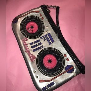 Betsey Johnson radio boombox 80’s clutch purse handbag vintage wristlet wallet